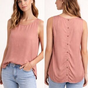 C&C California Blush Pink Button Back Sleeveless Blouse Size M Soft Minimalist